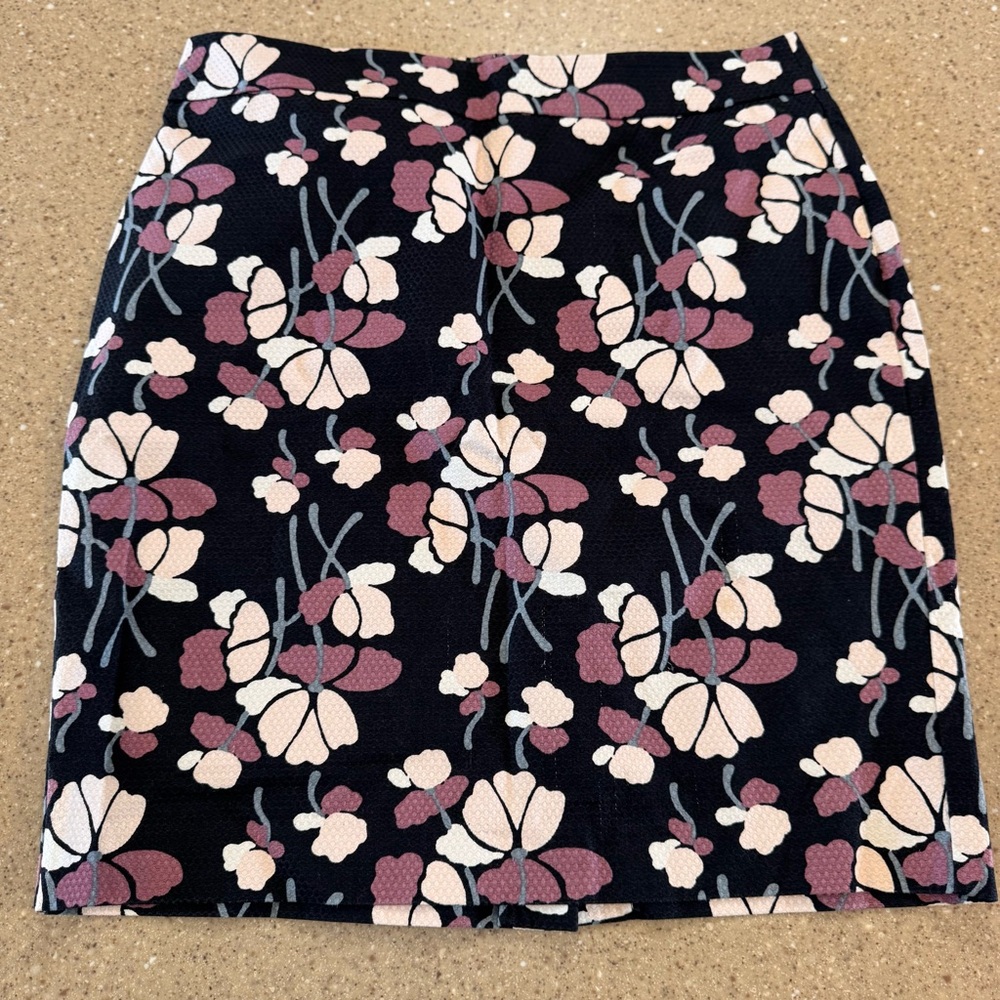 Ann Taylor Petite Women’s Floral Mini Skort Size 10P